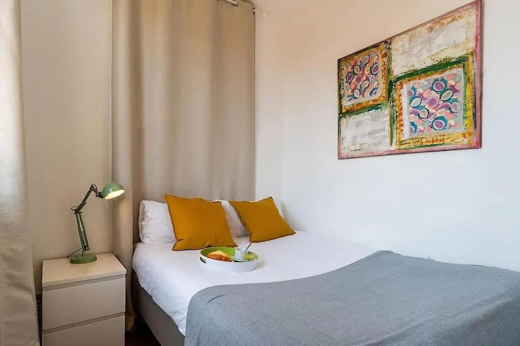 Canela Homes Barcelona Atic 西班牙