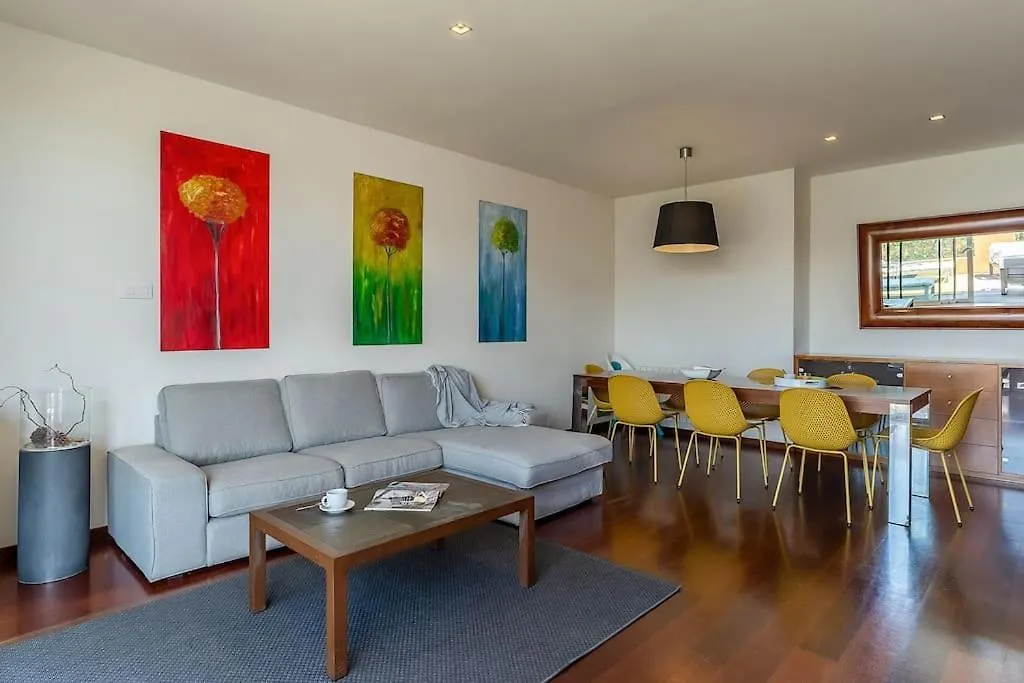 Canela Homes Barcelona Atic 公寓